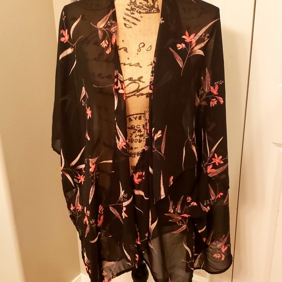 audrey Other - AUDREY Black+Sheer+Floral Cover-up!
